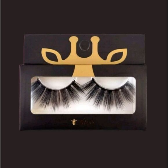 1 Pair of Volumized Eye Lashes - Picture 1 of 4
